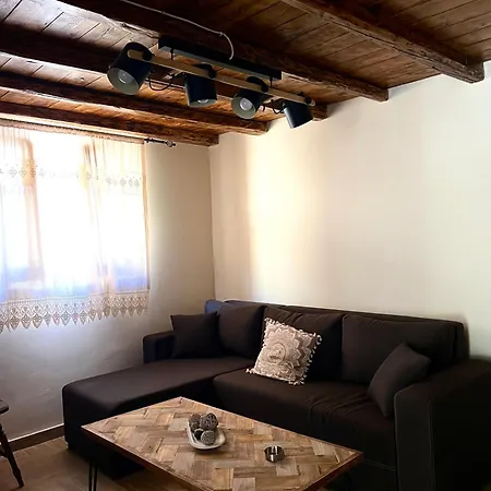 Aristos Casa de Férias *